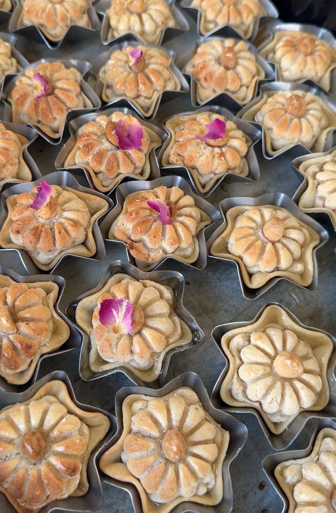 עוגיות שקדים חגיגיות